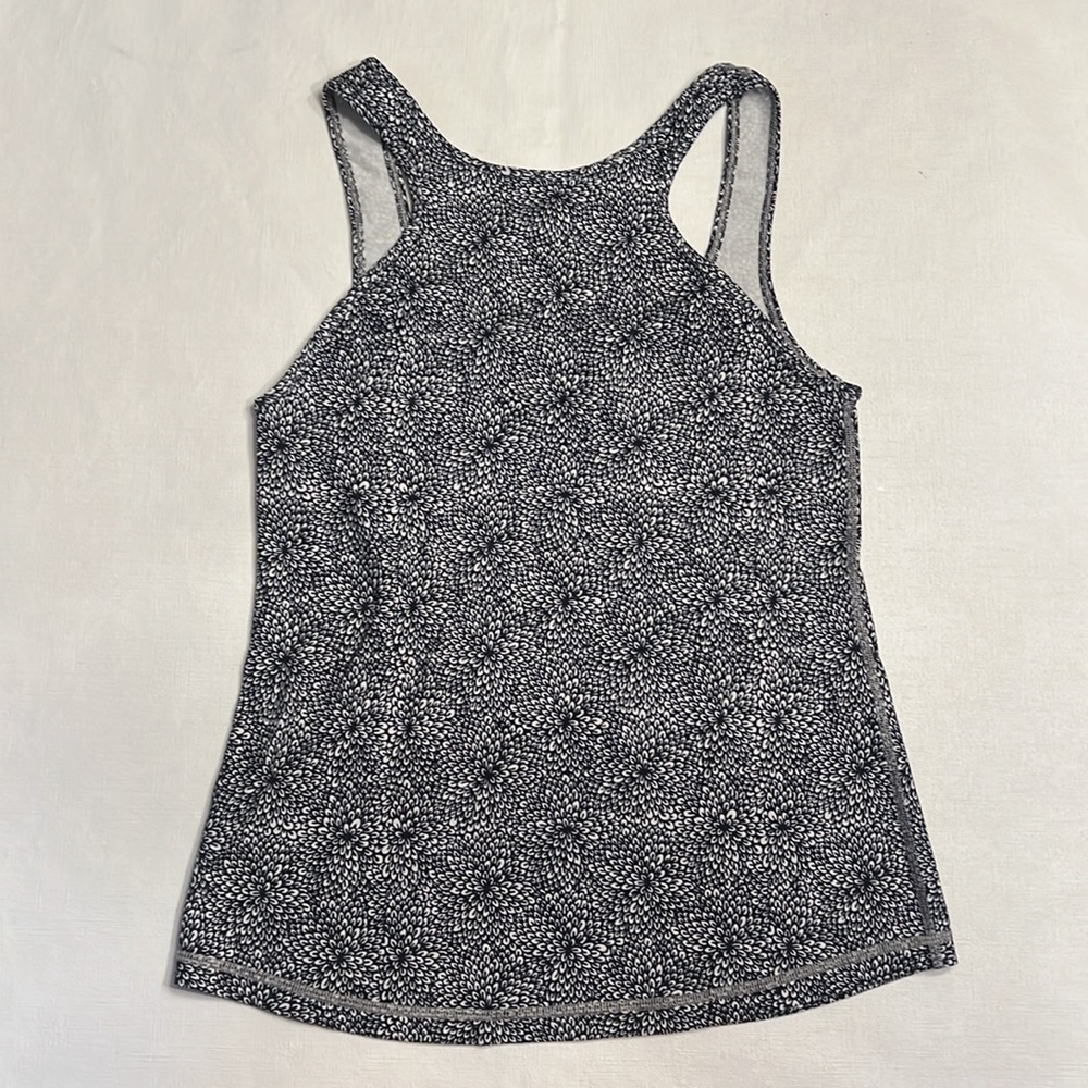 28. Lululemon Front Racer II Plush Petal Black Ghost